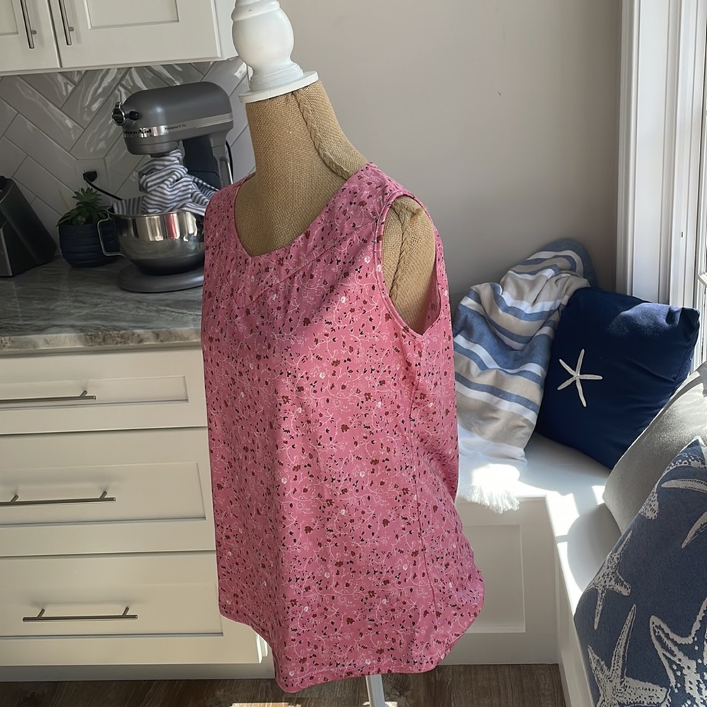 Pink floral sleeveless shirt